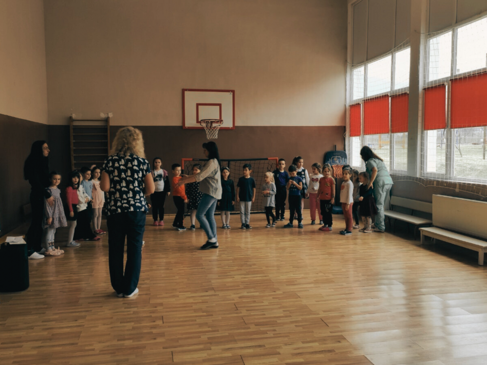 Akustische Behandlung im Kokiche Kindergarten Botevgrad