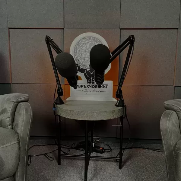 Akustische Transformation eines Podcast-Studios