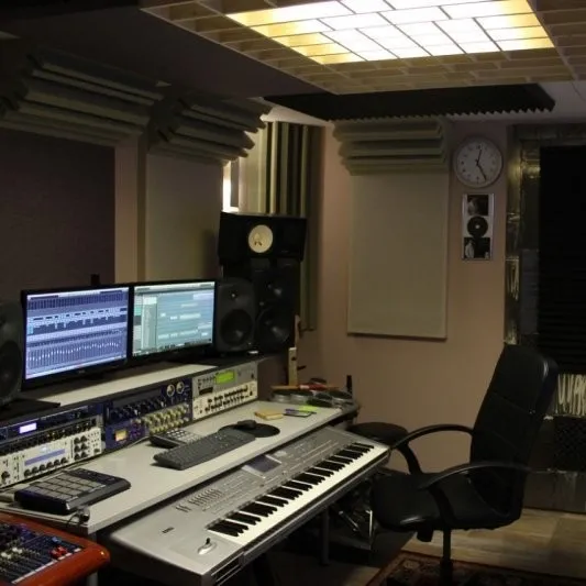 Akustische Behandlung des Avocal Music Studios