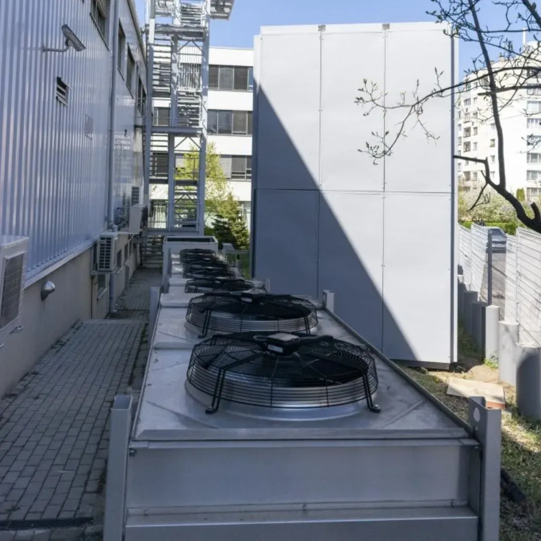 Schallschutz eines Generators bei Telenor