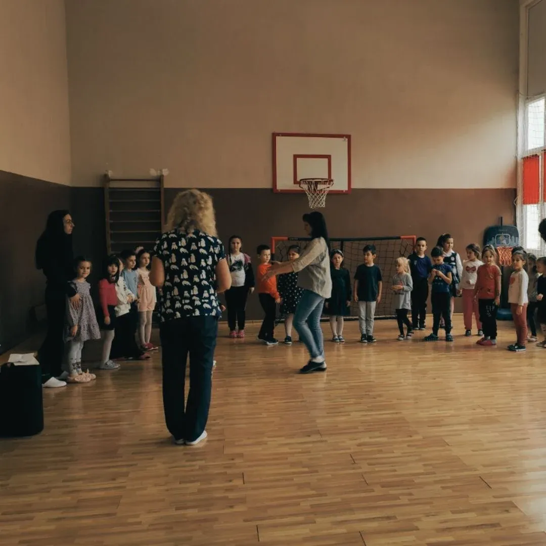 Akustische Behandlung im Kokiche Kindergarten Botevgrad