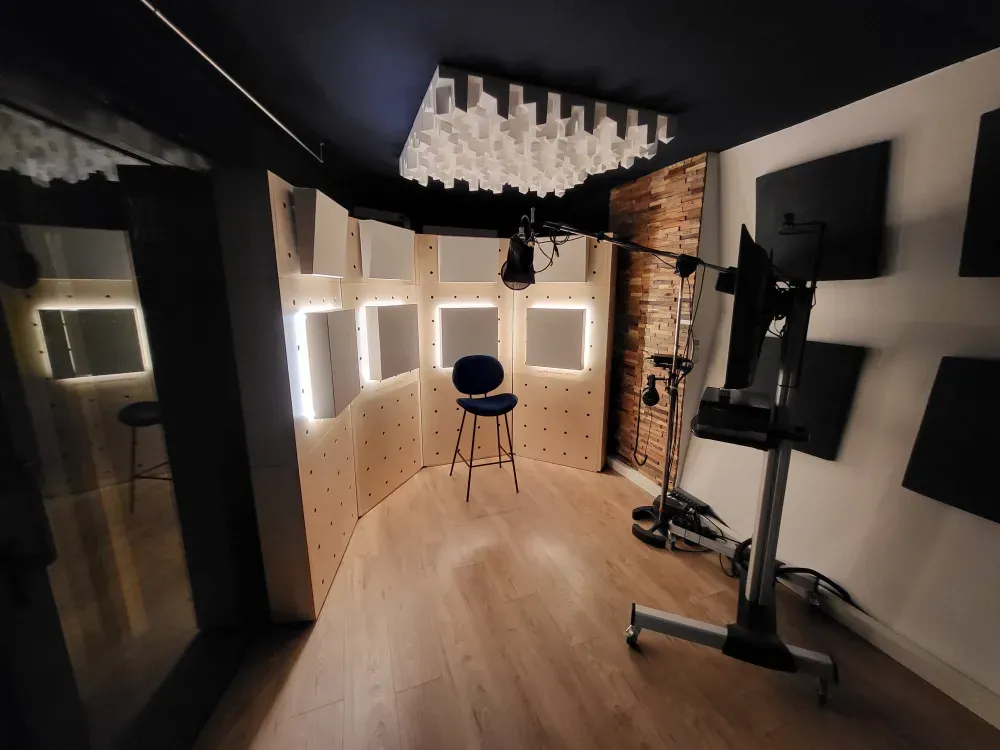 Akustische Behandlung eines Aufnahmestudios in Paris