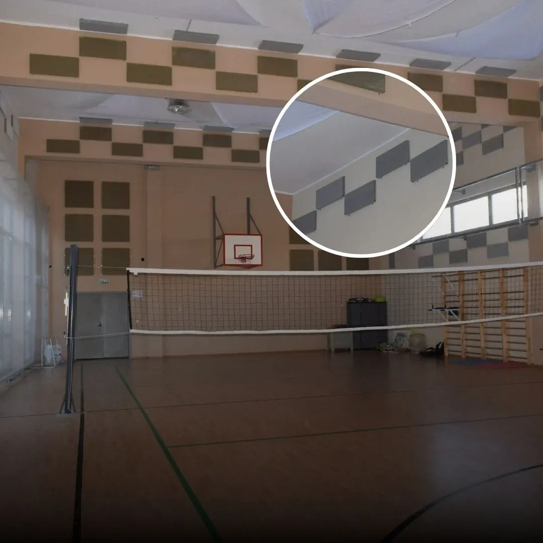 Reduzierung des Echos in einer Schulturnhalle mit Akustikplatten
